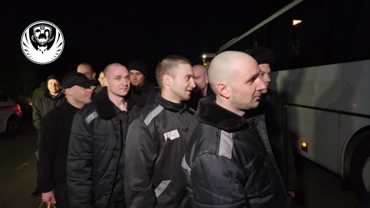 Україна повернула 95 захисників із російського полону