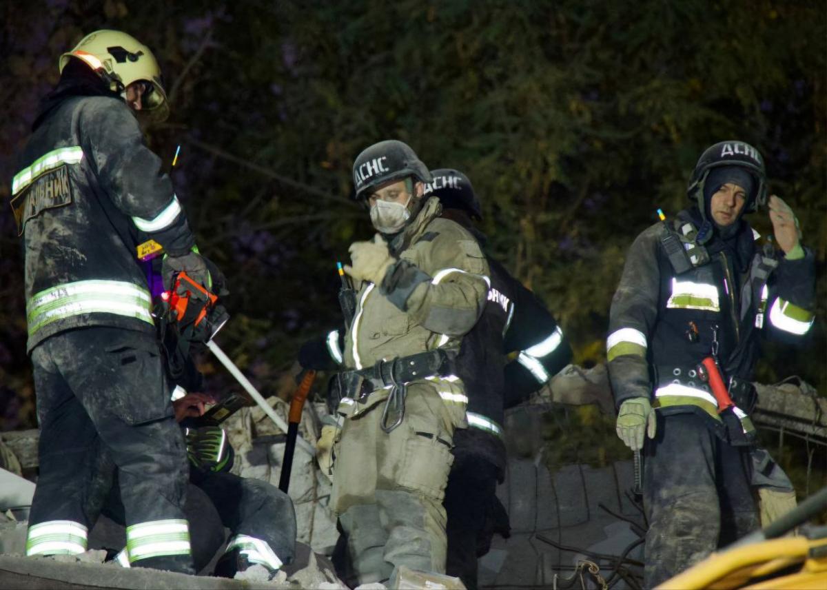 Наслідки удару РФ по Дніпру ввечері 25 жовтня 2024 року Наслідки удару РФ по Дніпру ввечері 25 жовтня 2024 року