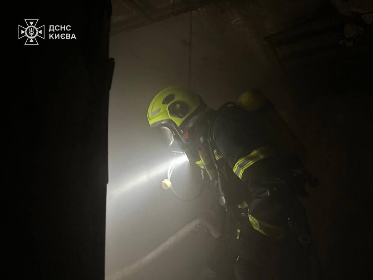 Наслідки удару РФ по Києву і Київщині в ніч з 25 на 26 жовтня 2024 Наслідки удару РФ по Києву і Київщині в ніч з 25 на 26 жовтня 2024