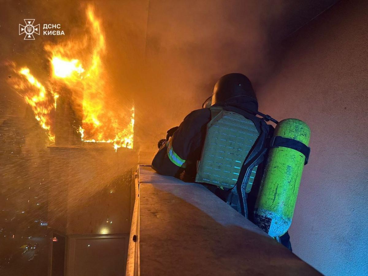 Наслідки удару РФ по Києву і Київщині в ніч з 25 на 26 жовтня 2024 Наслідки удару РФ по Києву і Київщині в ніч з 25 на 26 жовтня 2024