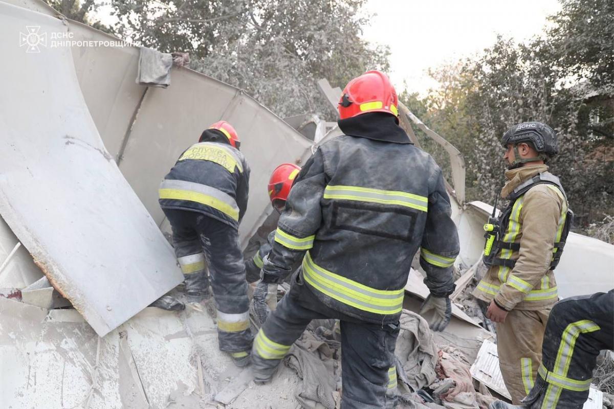 Наслідки удару РФ по Дніпру 26 жовтня Наслідки удару РФ по Дніпру 26 жовтня