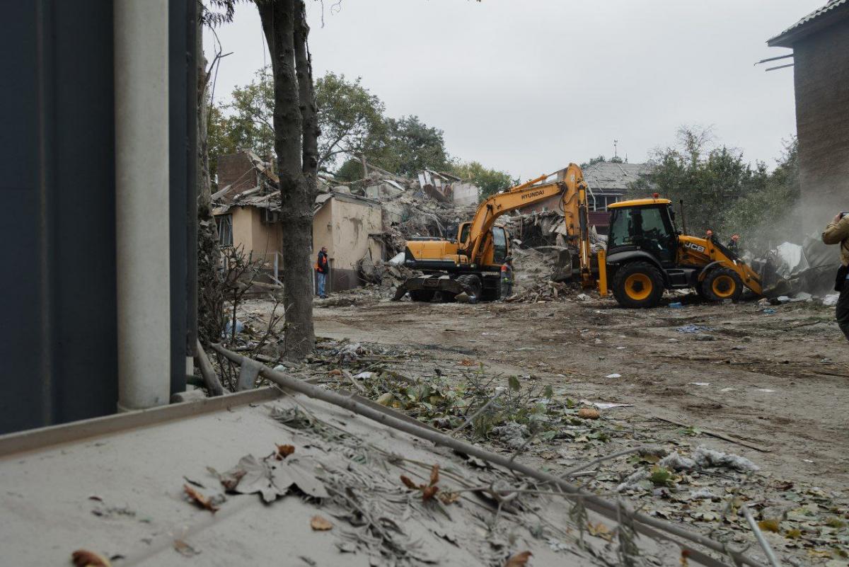 Наслідки удару РФ по Дніпру 26 жовтня Наслідки удару РФ по Дніпру 26 жовтня