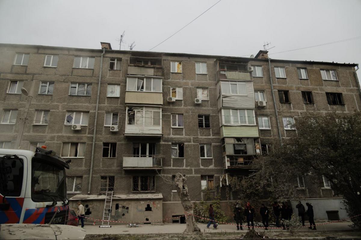 Наслідки удару РФ по Дніпру 26 жовтня Наслідки удару РФ по Дніпру 26 жовтня