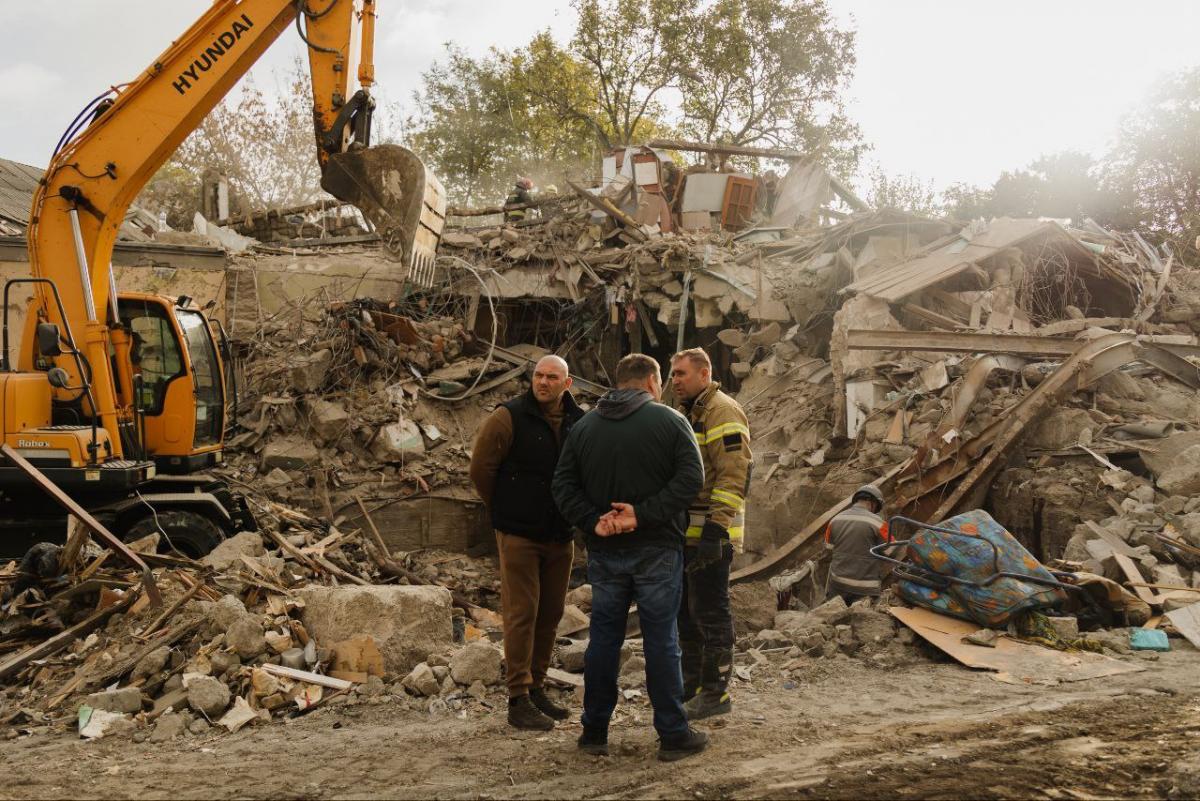 Наслідки удару РФ по Дніпру 26 жовтня Наслідки удару РФ по Дніпру 26 жовтня