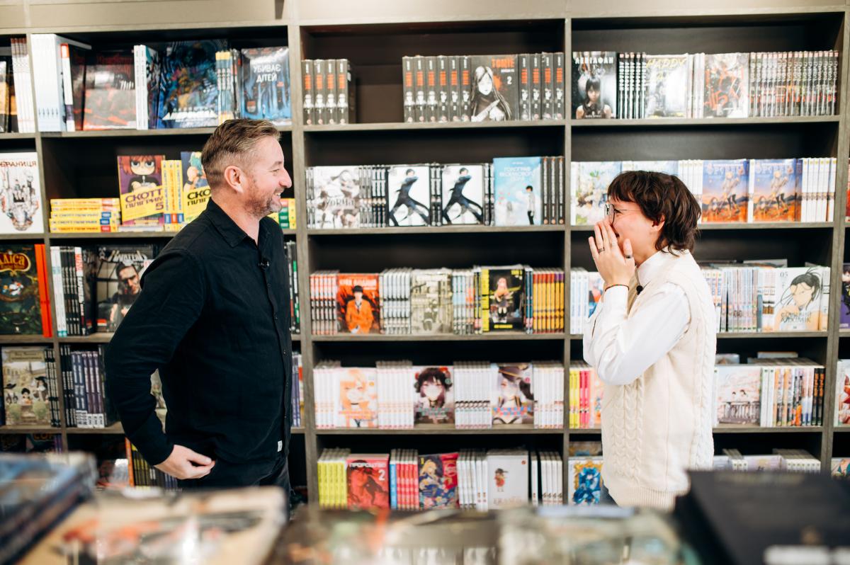 Сергій Жадан здійснив мрії двох дівчат Сергій Жадан здійснив мрії двох дівчат