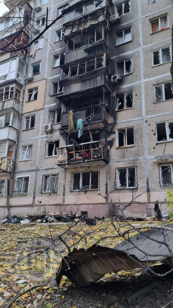 Наслідки нічної атаки російських дронів в Соломʼянському районі столиці