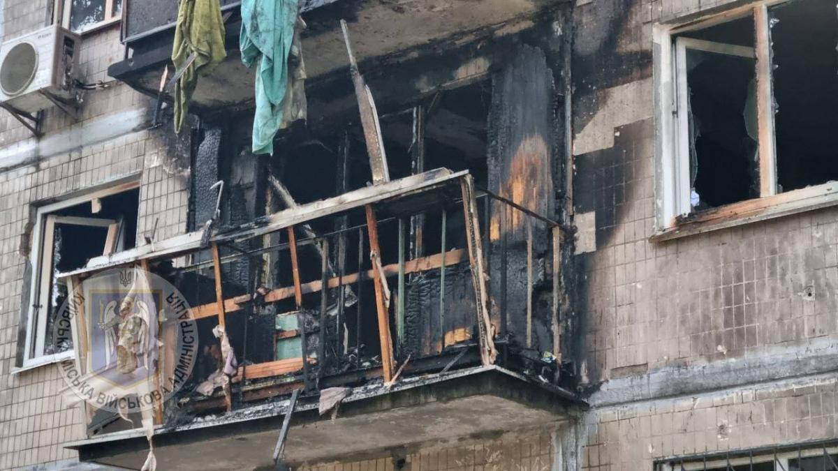 Наслідки нічної атаки російських дронів в Соломʼянському районі столиці