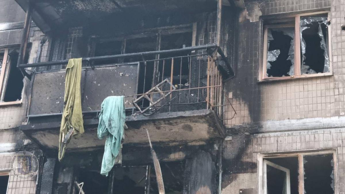 Наслідки нічної атаки російських дронів в Соломʼянському районі столиці