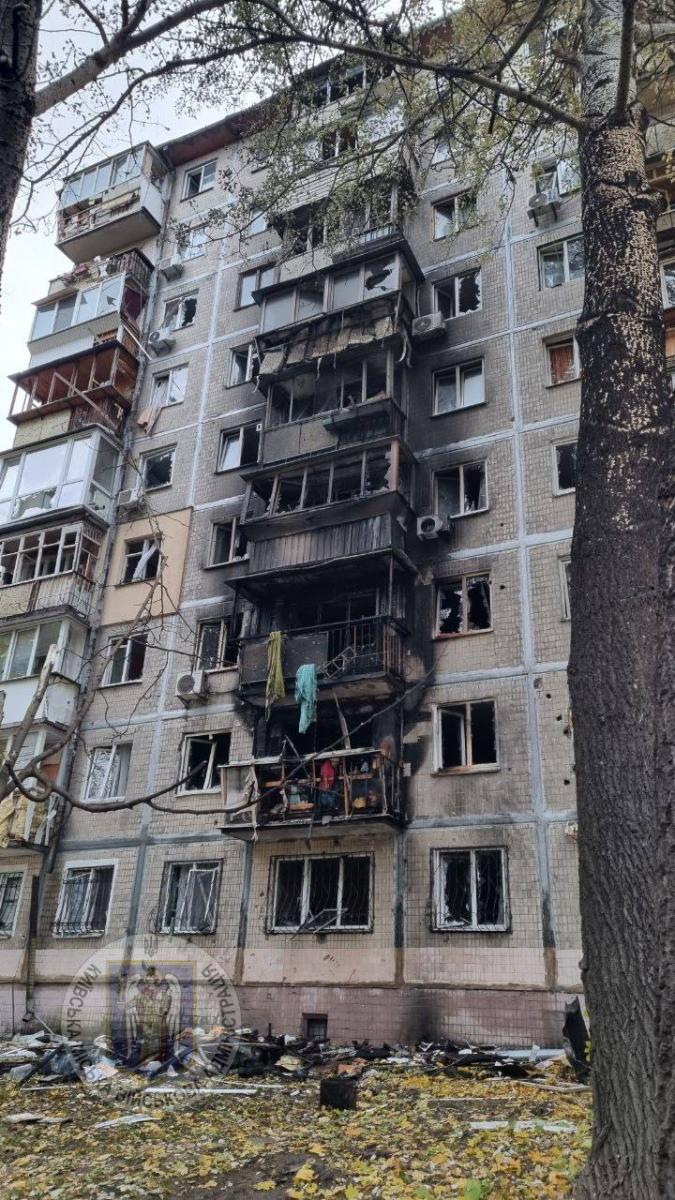 Наслідки нічної атаки російських дронів в Соломʼянському районі столиці