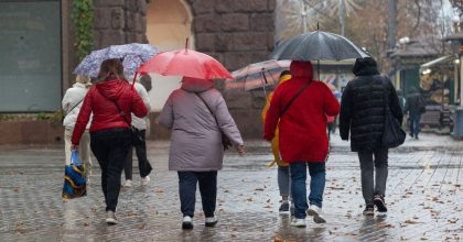 На Украину обрушится жесткий шторм: страну накроют ливни и снег