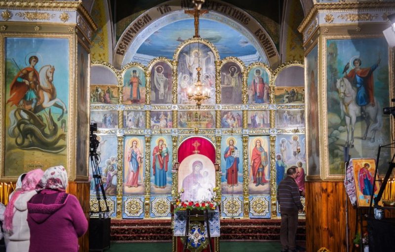 Беды и болезни обойдут стороной: что нужно сжечь 10 октября - приметы