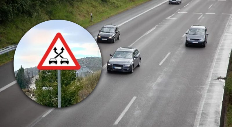 Що означає знак дві автівки та переплетені стрілки: нововведення для водіїв
