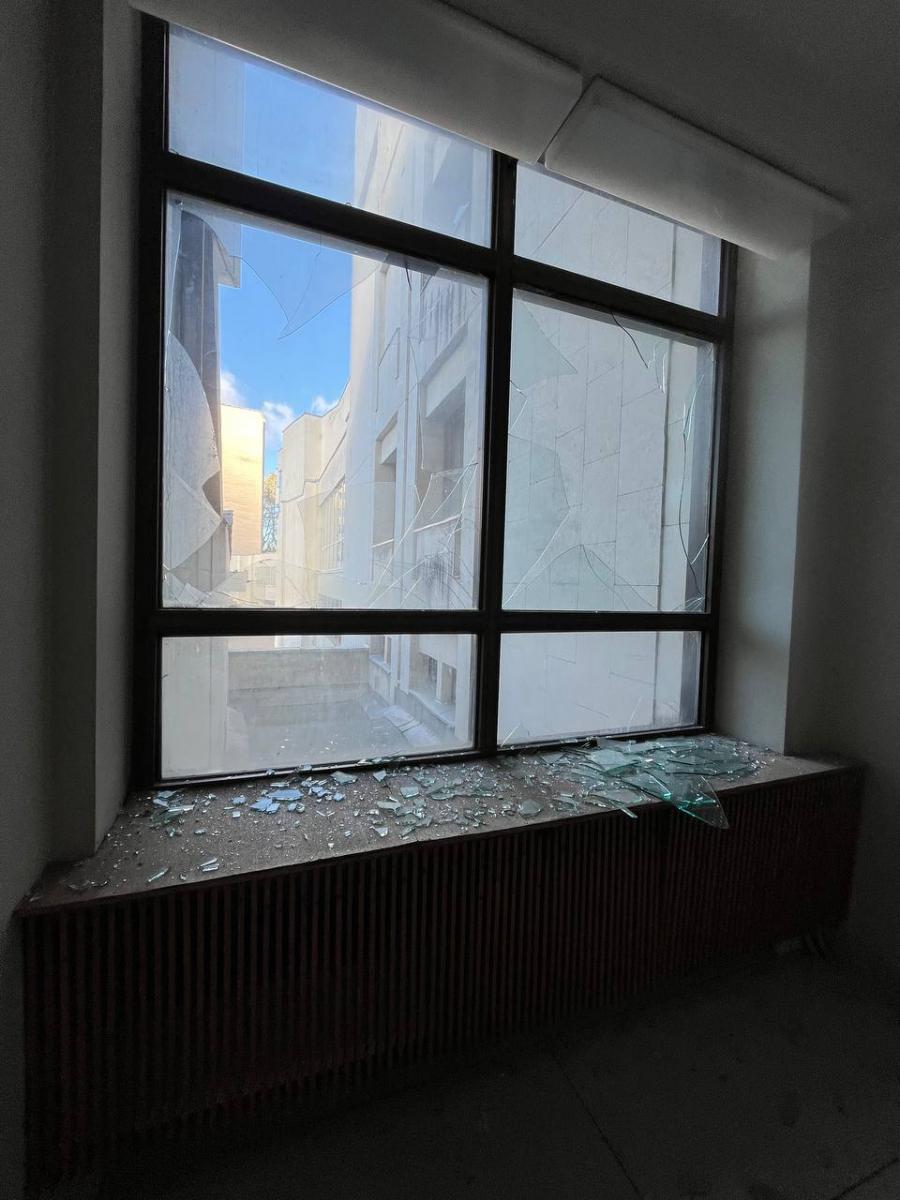 Наслідки удару дронів РФ по Києву