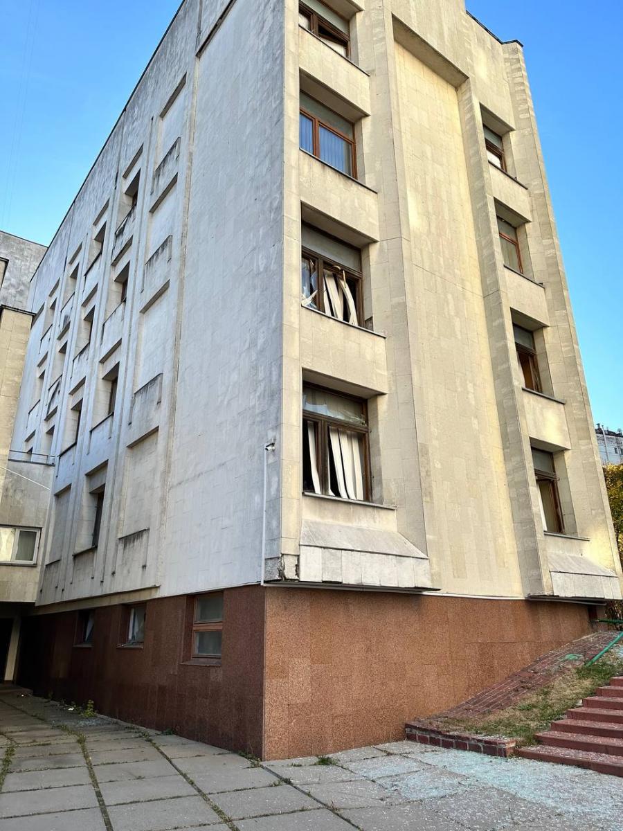 Наслідки удару дронів РФ по Києву