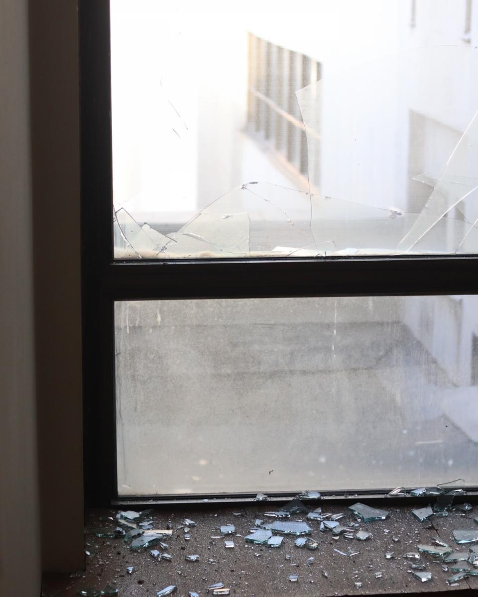 Наслідки удару дронів РФ по Києву