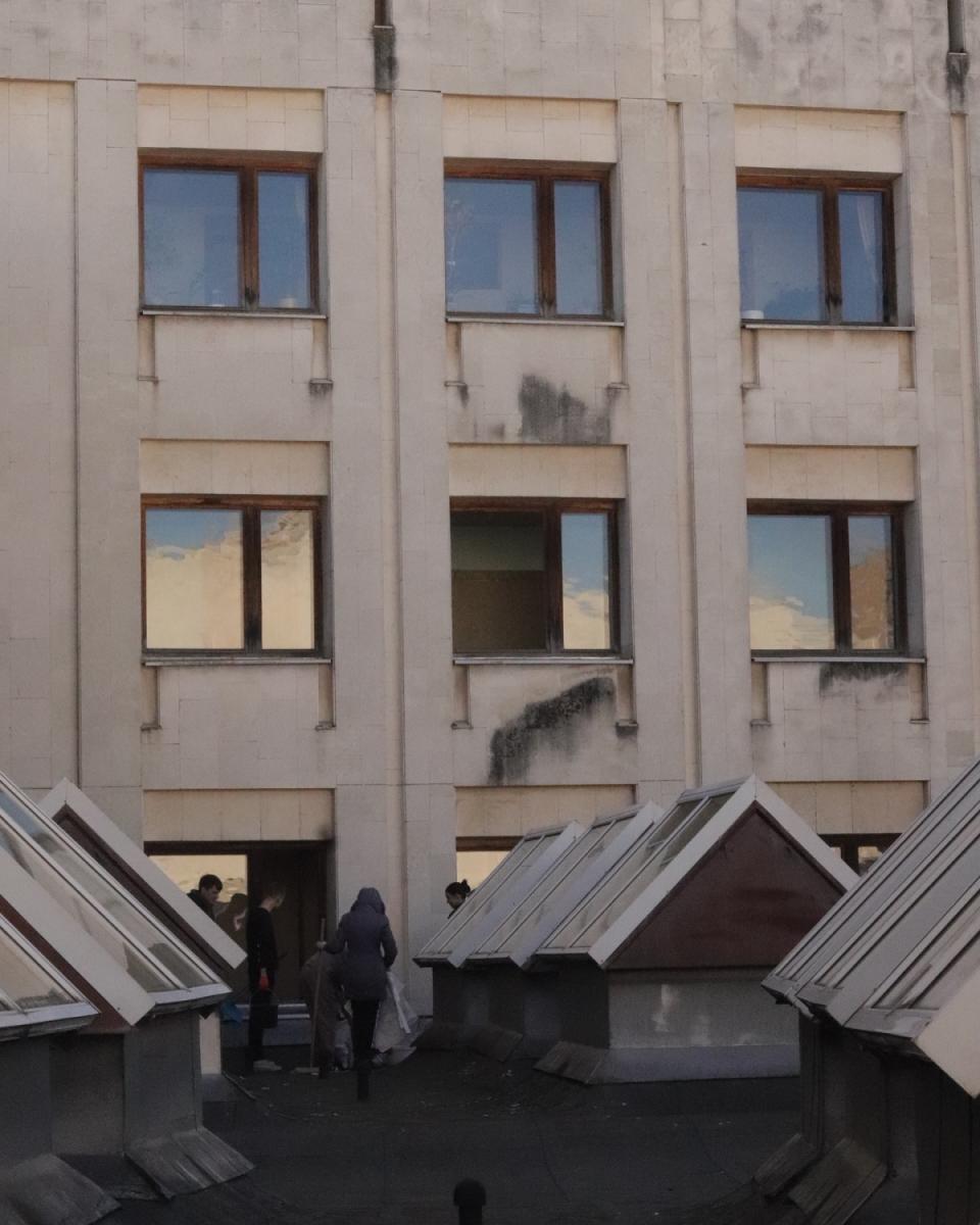 Наслідки удару дронів РФ по Києву