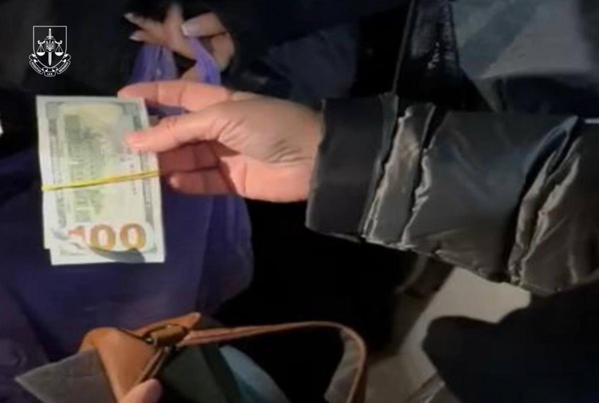 Затримання посадовиці Центральної МСЕК Затримання посадовиці Центральної МСЕК