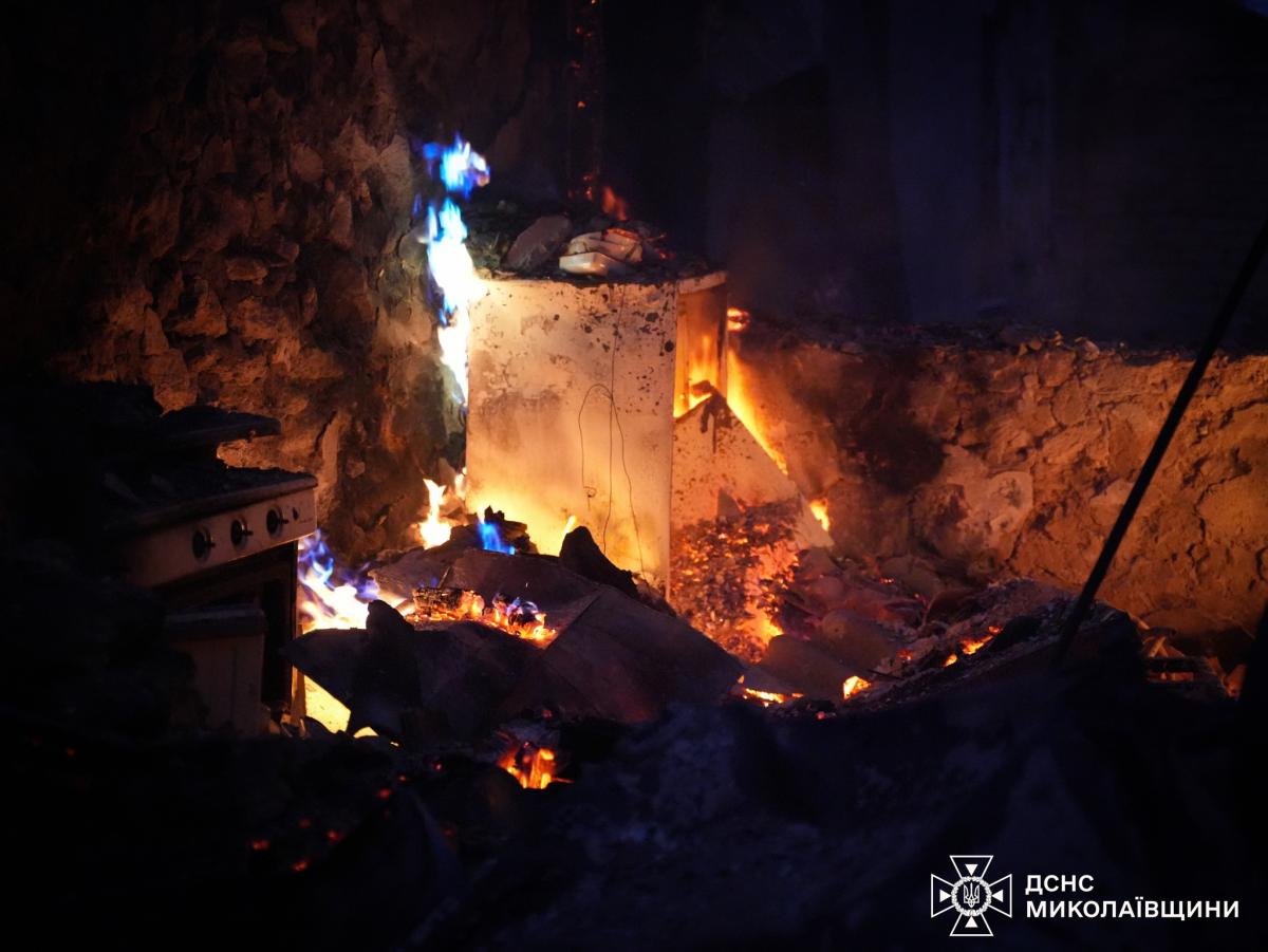 Наслідки удару РФ по Миколаєву