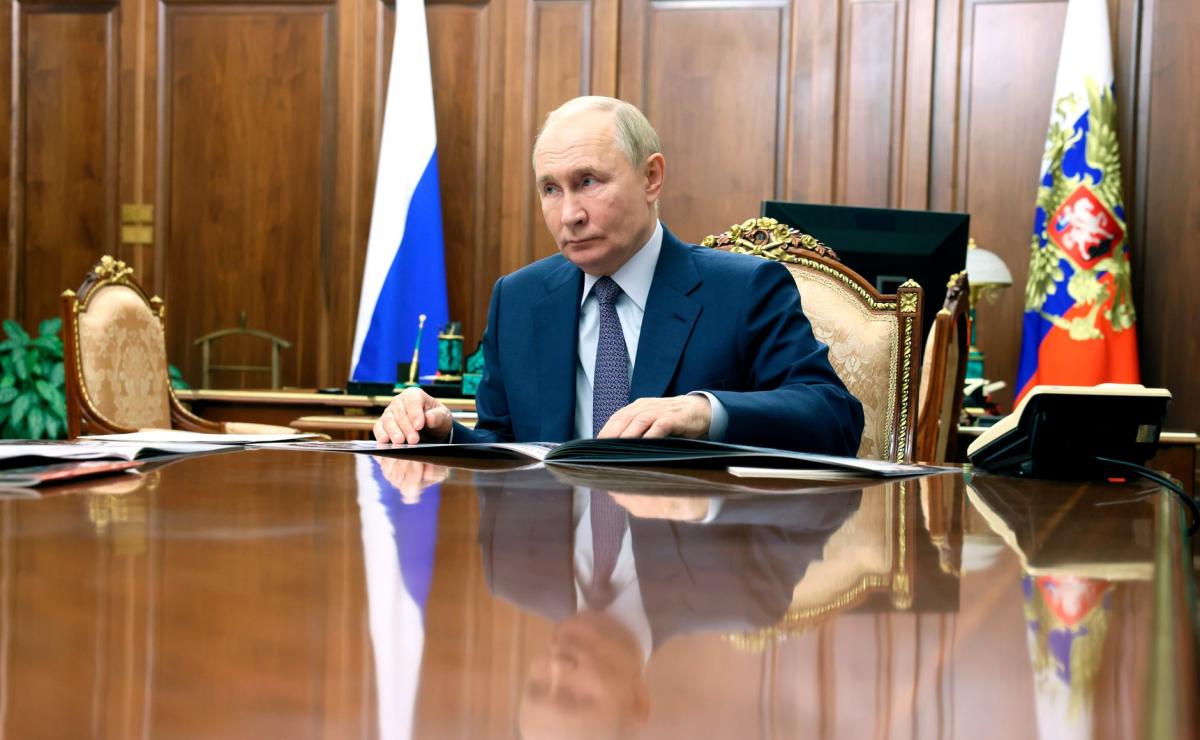 Путіну потрібна пауза у війні, за 3-4 місяці він здатний суттєво посилити армію РФ, вважає Світан Путіну потрібна пауза у війні, за 3-4 місяці він здатний суттєво посилити армію РФ, вважає Світан