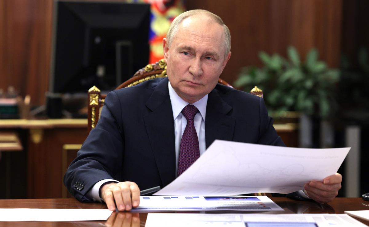 Путин намерен вернуть влияние на Восточную Европу, отметил Сотник Путин намерен вернуть влияние на Восточную Европу, отметил Сотник