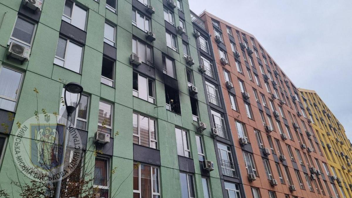 Загоряння у житловому будинку в Києві Загоряння у житловому будинку в Києві