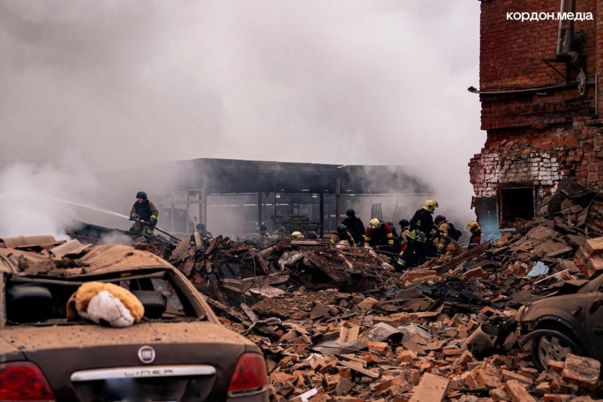 РФ занимается прямым террором мирного населения, а подает его как удары по военным объектам, подчеркнул Гончар РФ занимается прямым террором мирного населения, а подает его как удары по военным объектам, подчеркнул Гончар