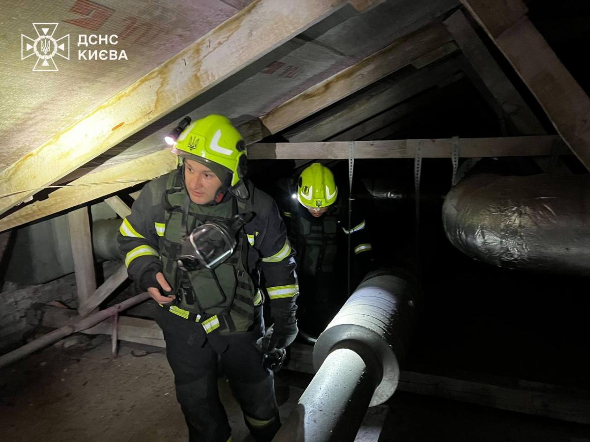 Последствия попадания вражеского БпЛА в Днепровском районе