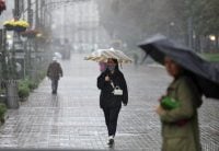 Дощі і штормовий вітер: коли в Україну прийде потепління