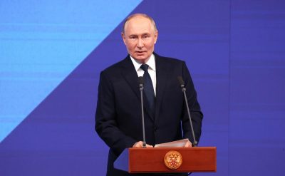 Почему Путин будет до последнего верить, что у него все идет по плану