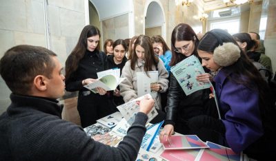 Навчання у Південній Кореї: сотні майбутніх студентів відвідали освітній ярмарок Корейського освітнього центру у Києві