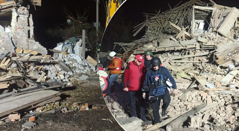 Здание полностью разрушено, есть погибшие: РФ попала двумя ракетами по полицейским