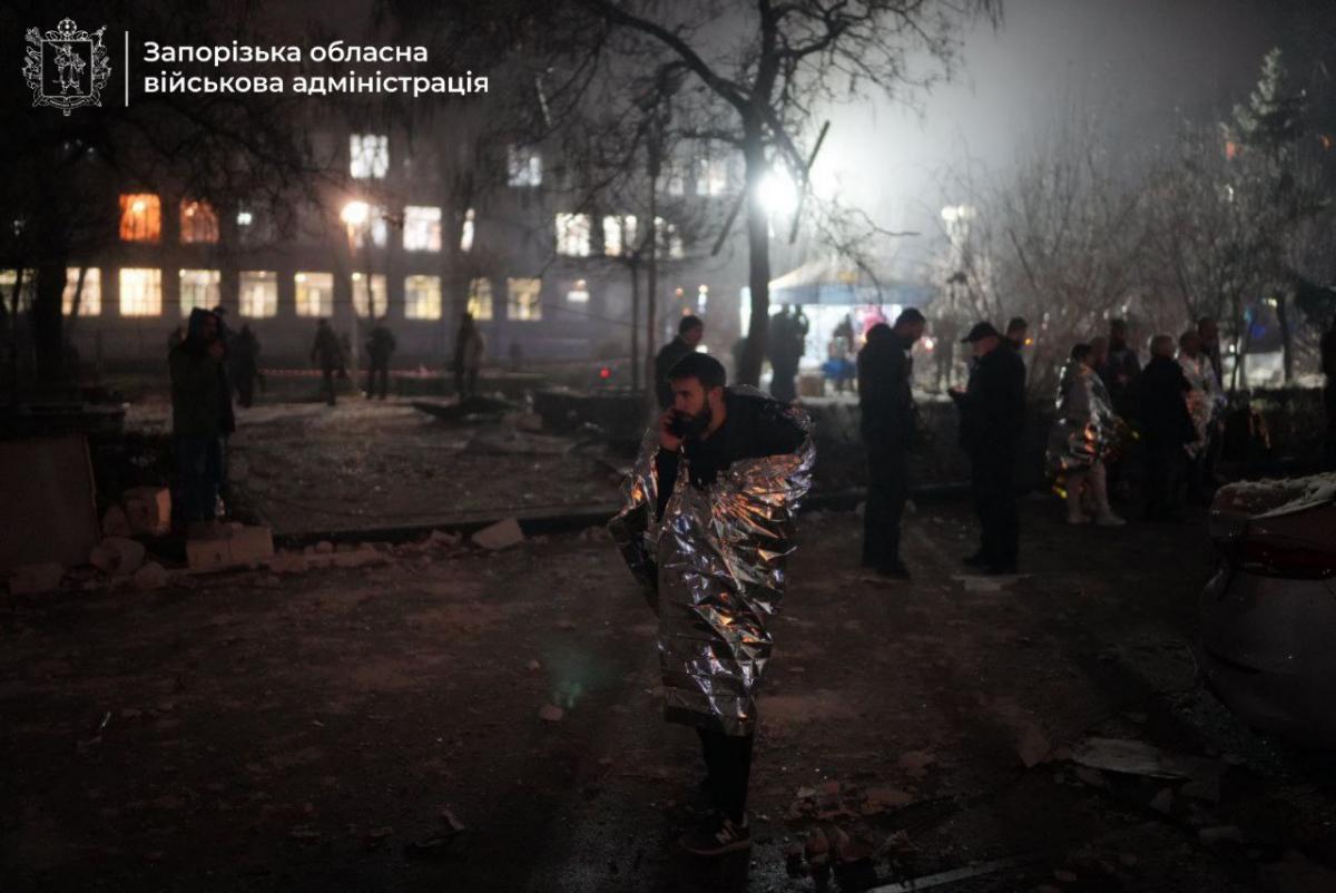 Наслідки удару РФ по Запоріжжю 10 грудня