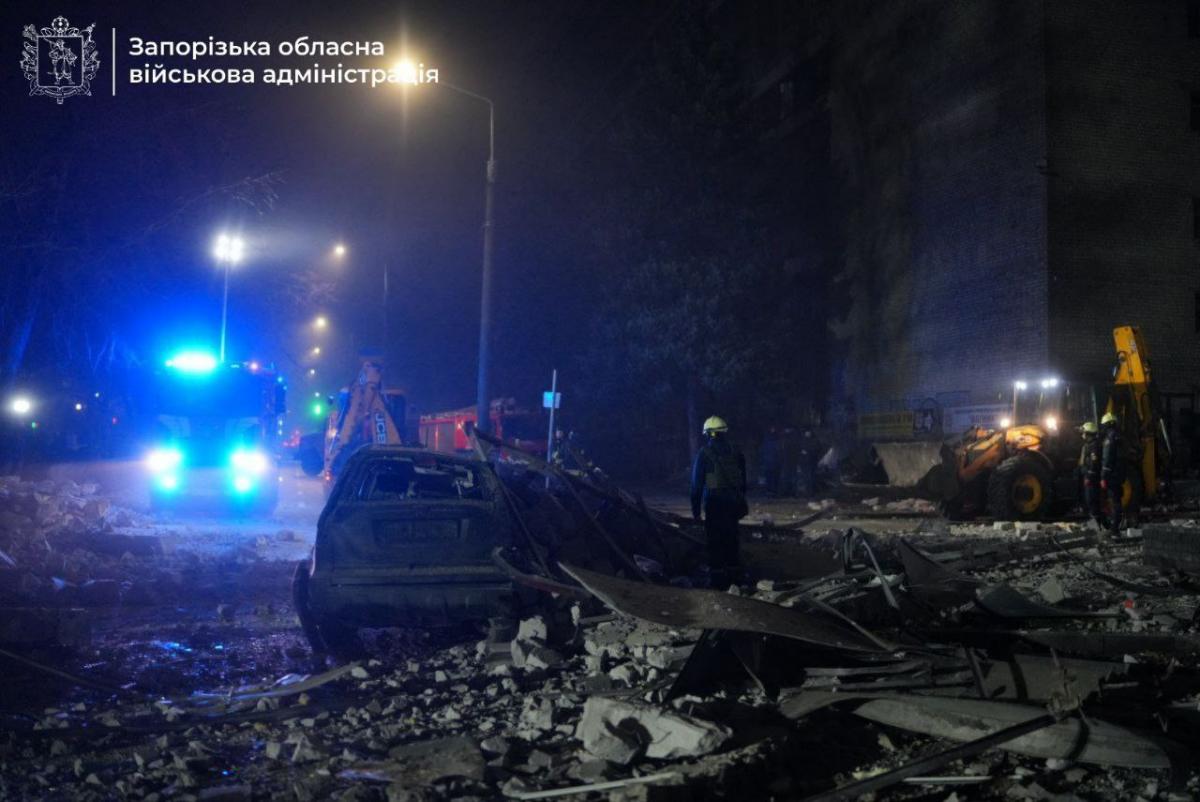Наслідки удару РФ по Запоріжжю 10 грудня