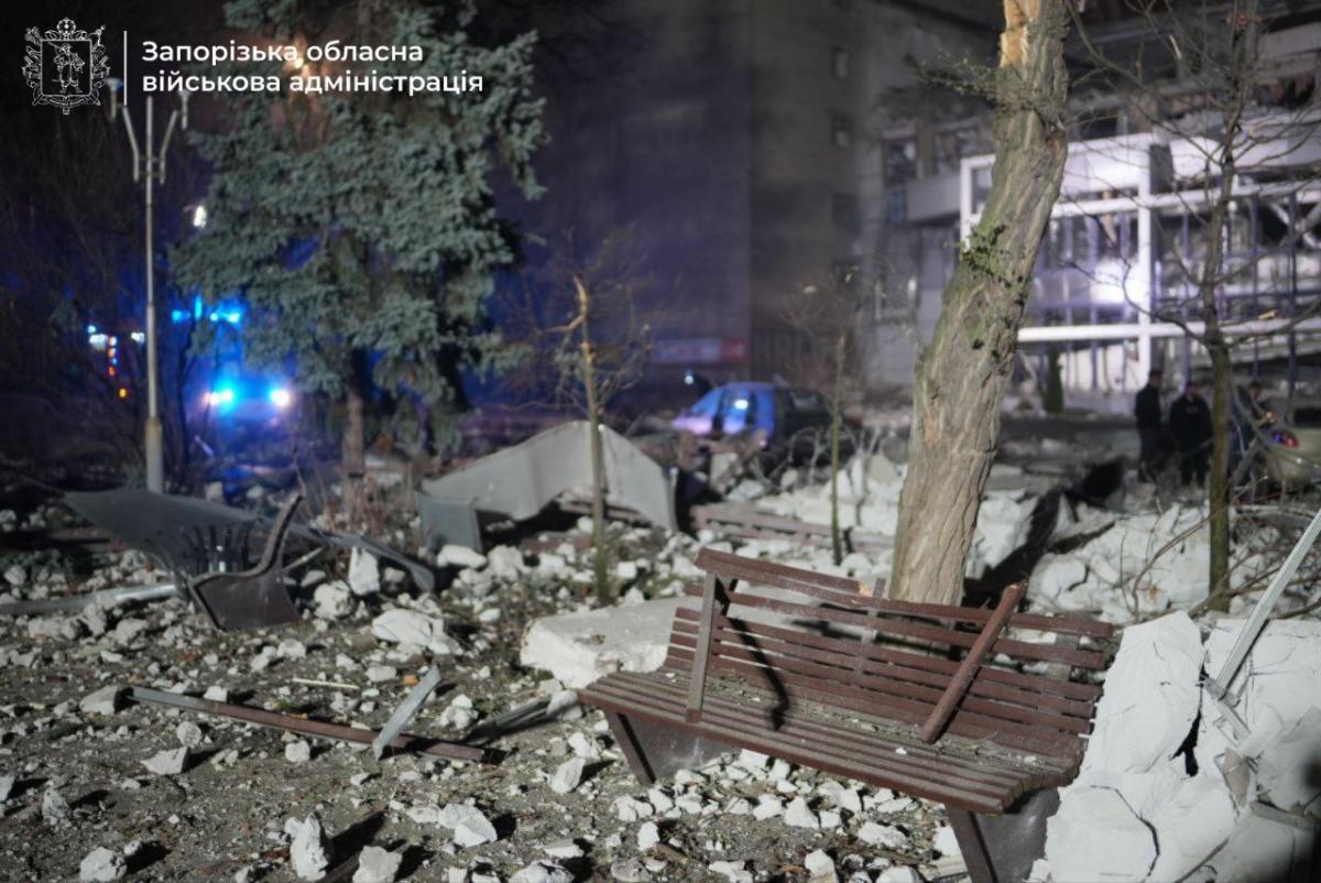 Наслідки удару РФ по Запоріжжю 10 грудня