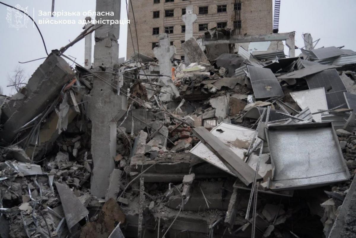Наслідки удару РФ по Запоріжжю 10 грудня Наслідки удару РФ по Запоріжжю 10 грудня