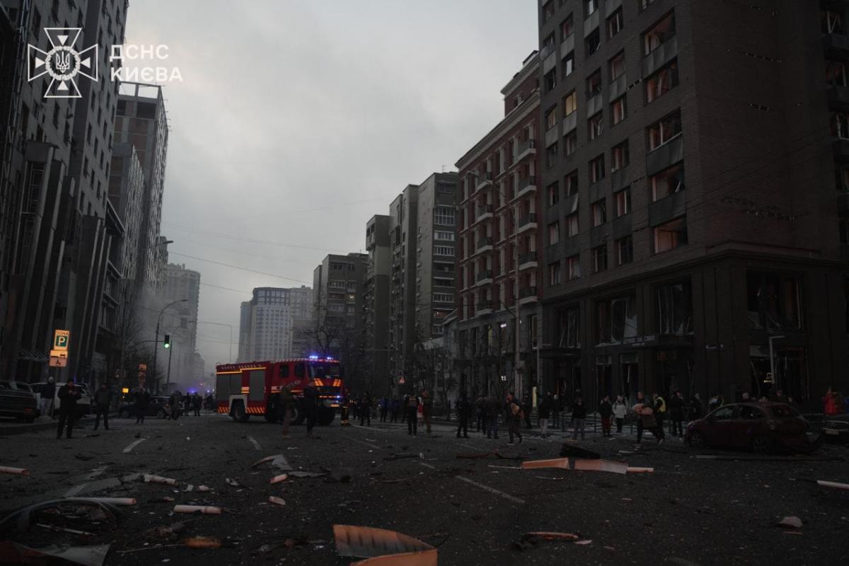Наслідки ракетного удару РФ по Києву 20 грудня 2024 Наслідки ракетного удару РФ по Києву 20 грудня 2024