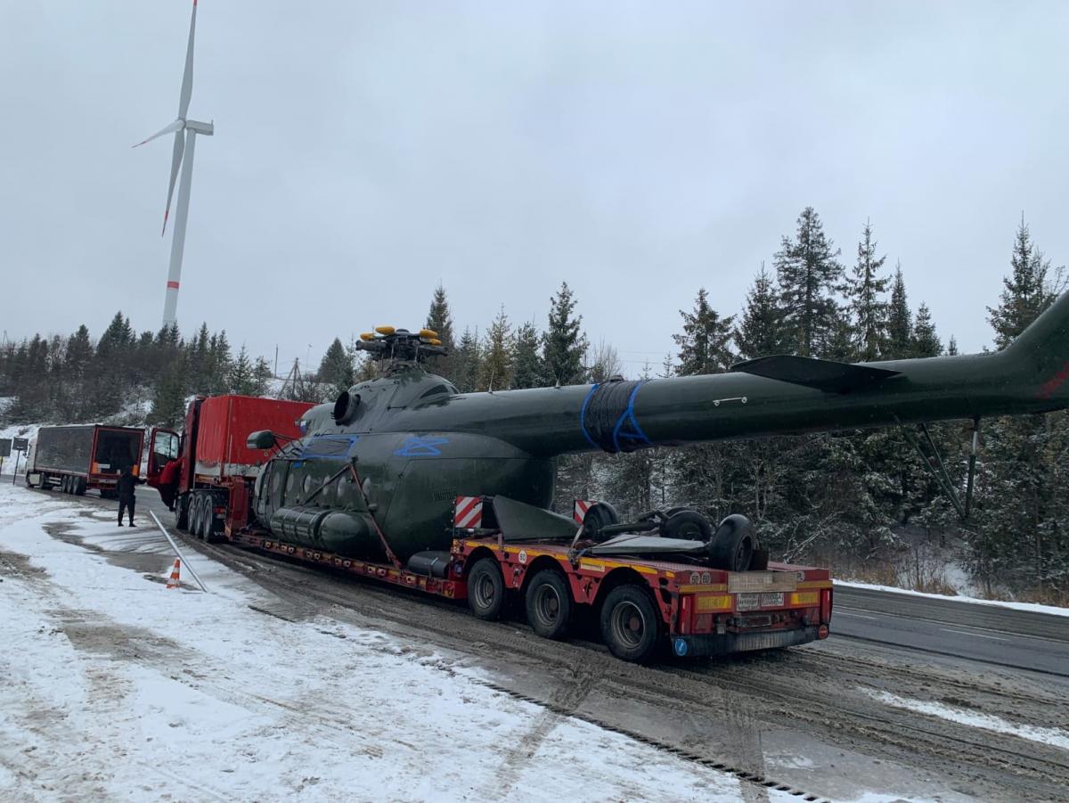 Україна отримала від Польщі гелікоптери