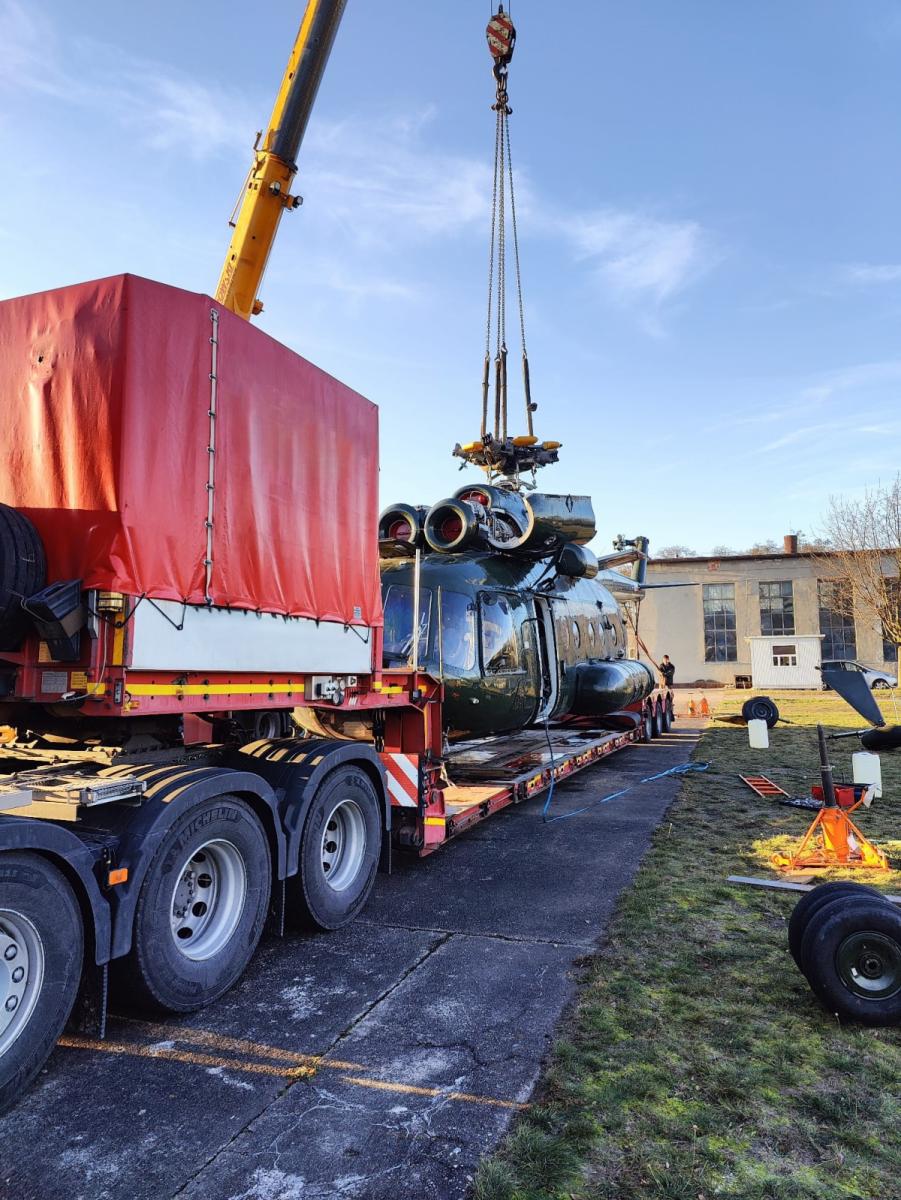 Україна отримала від Польщі гелікоптери