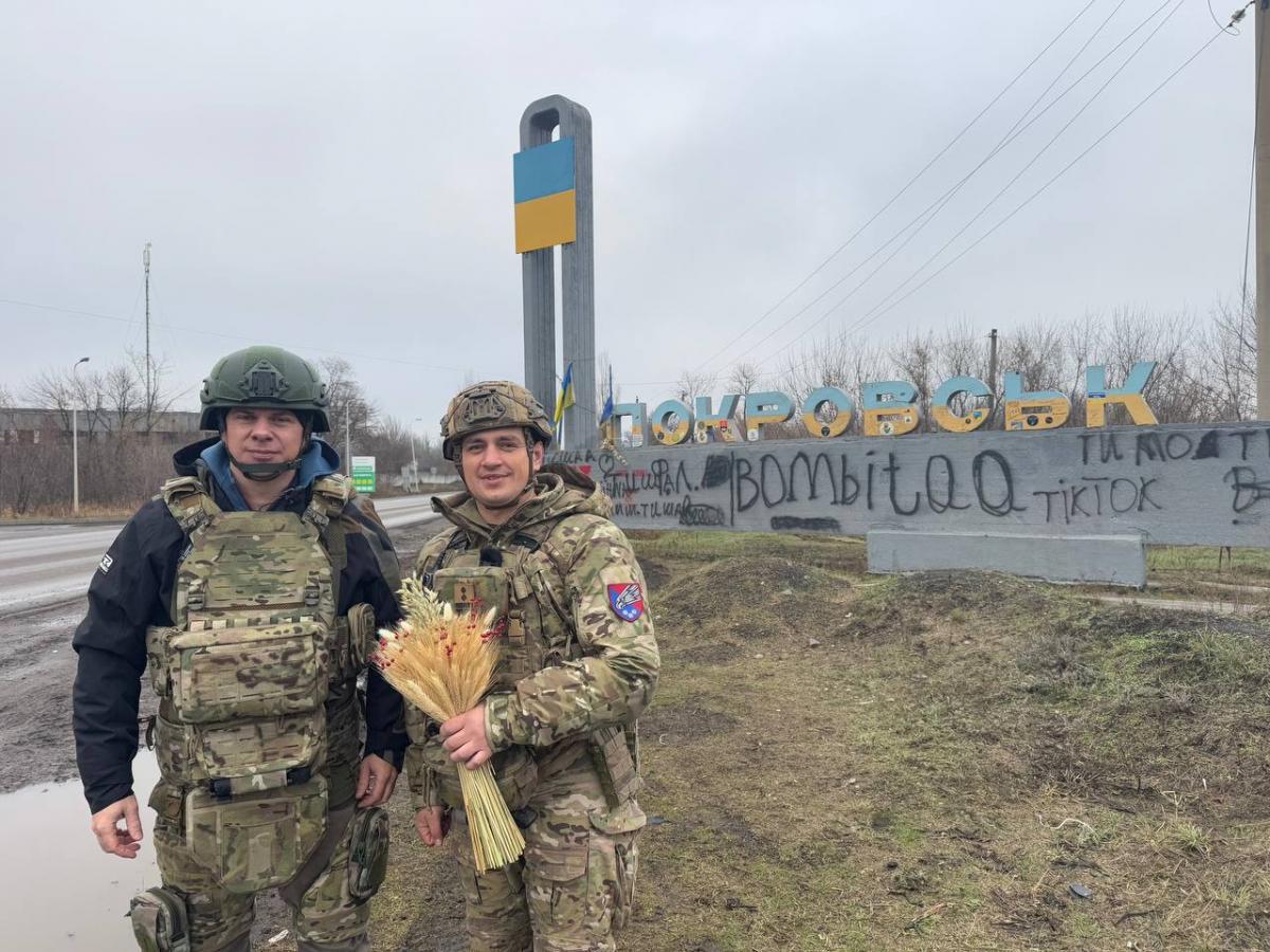 Дмитрий Комаров