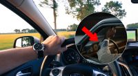 Світить великий штраф: де водіям заборонено висовувати руки з вікна авто