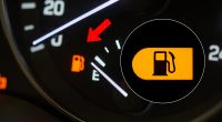 Водіям на замітку: скільки можна проїхати на авто з палаючою лампочкою палива