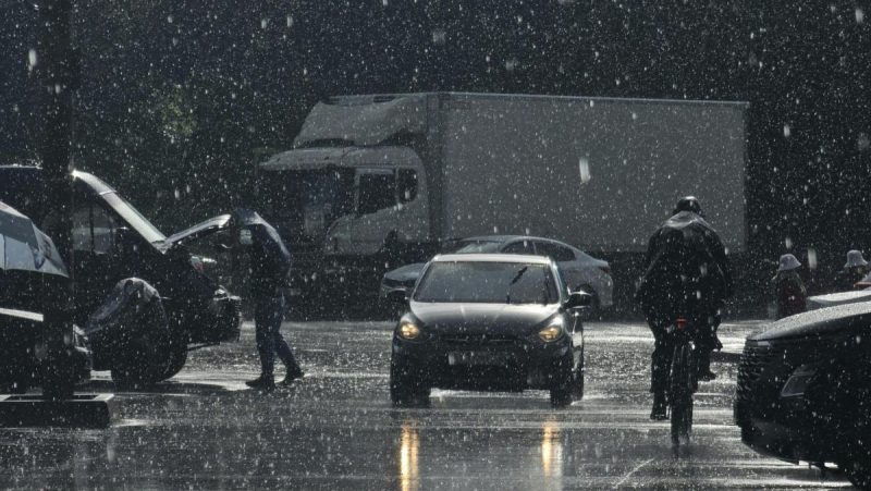 Україну заливатиме дощами, а потім прийде похолодання: синоптики назвали дату