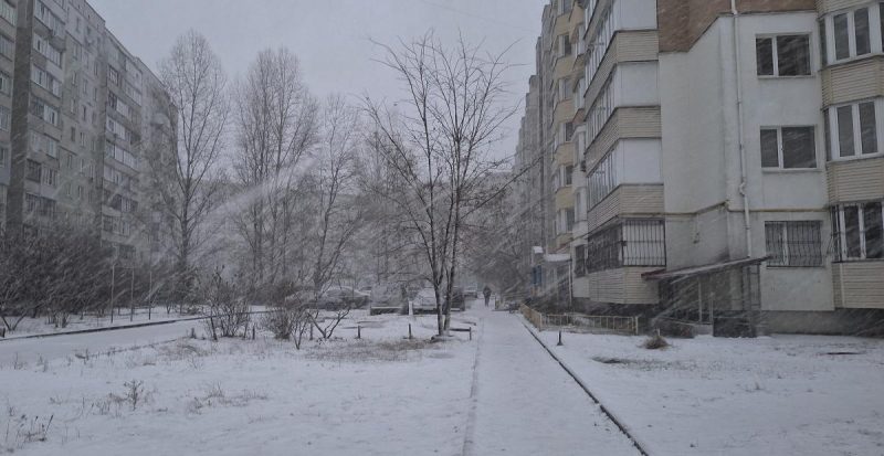 Будут лить дожди и сыпать снег: Украину атакует непогода