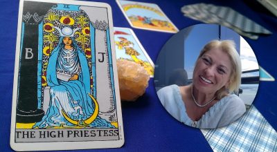 Анжела Перл, карти Таро 