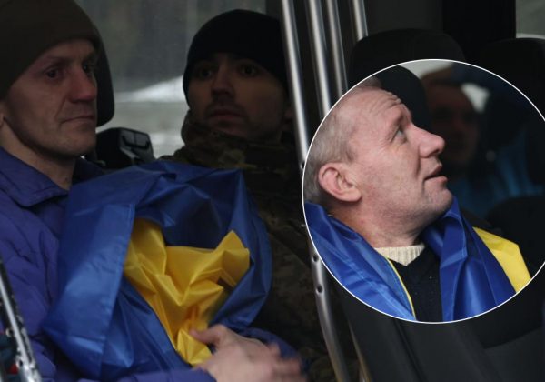 Захисники Маріуполя й Азовсталі вдома: в Україну повернулись 25 полонених