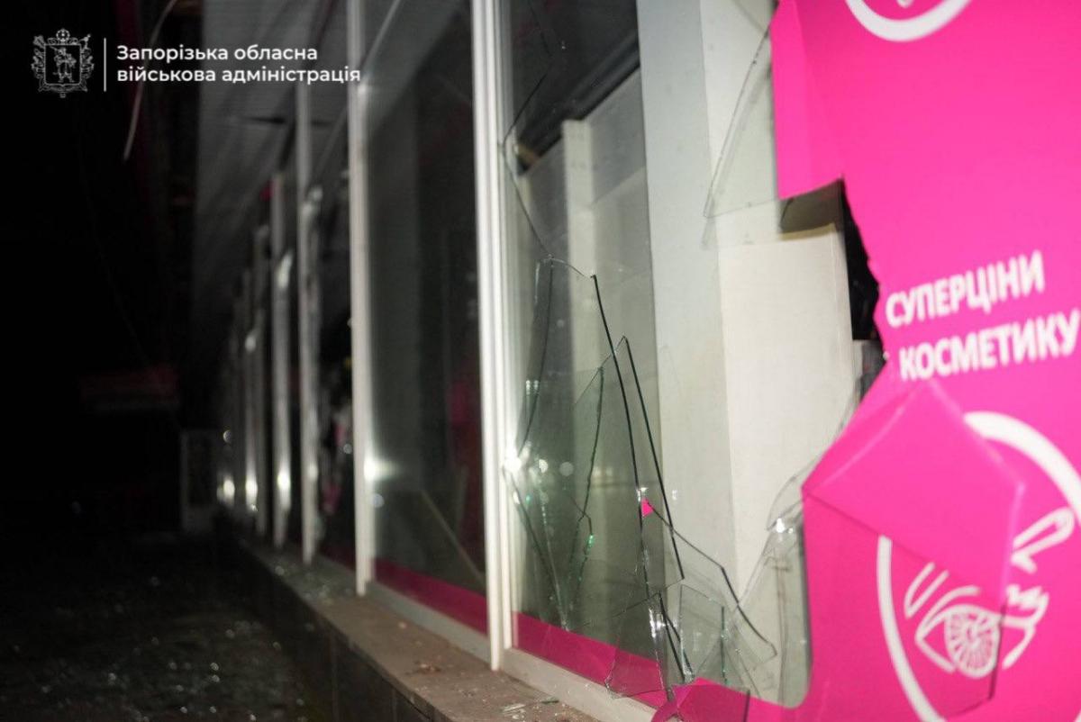 Наслідки удару дронами по Запоріжжю 1 лютого