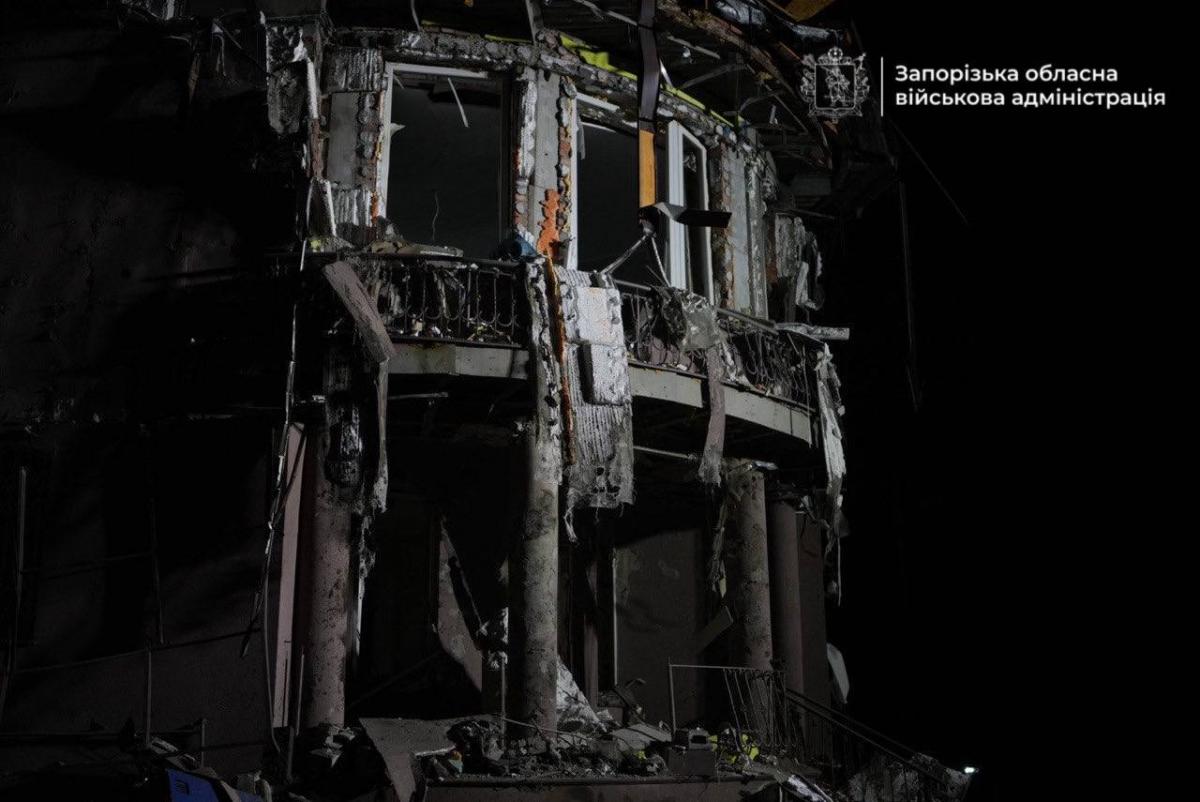 Наслідки удару дронами по Запоріжжю 1 лютого