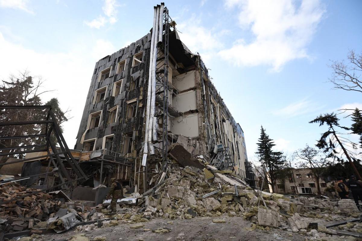 Наслідки удару РФ по Ізюму 4 лютого