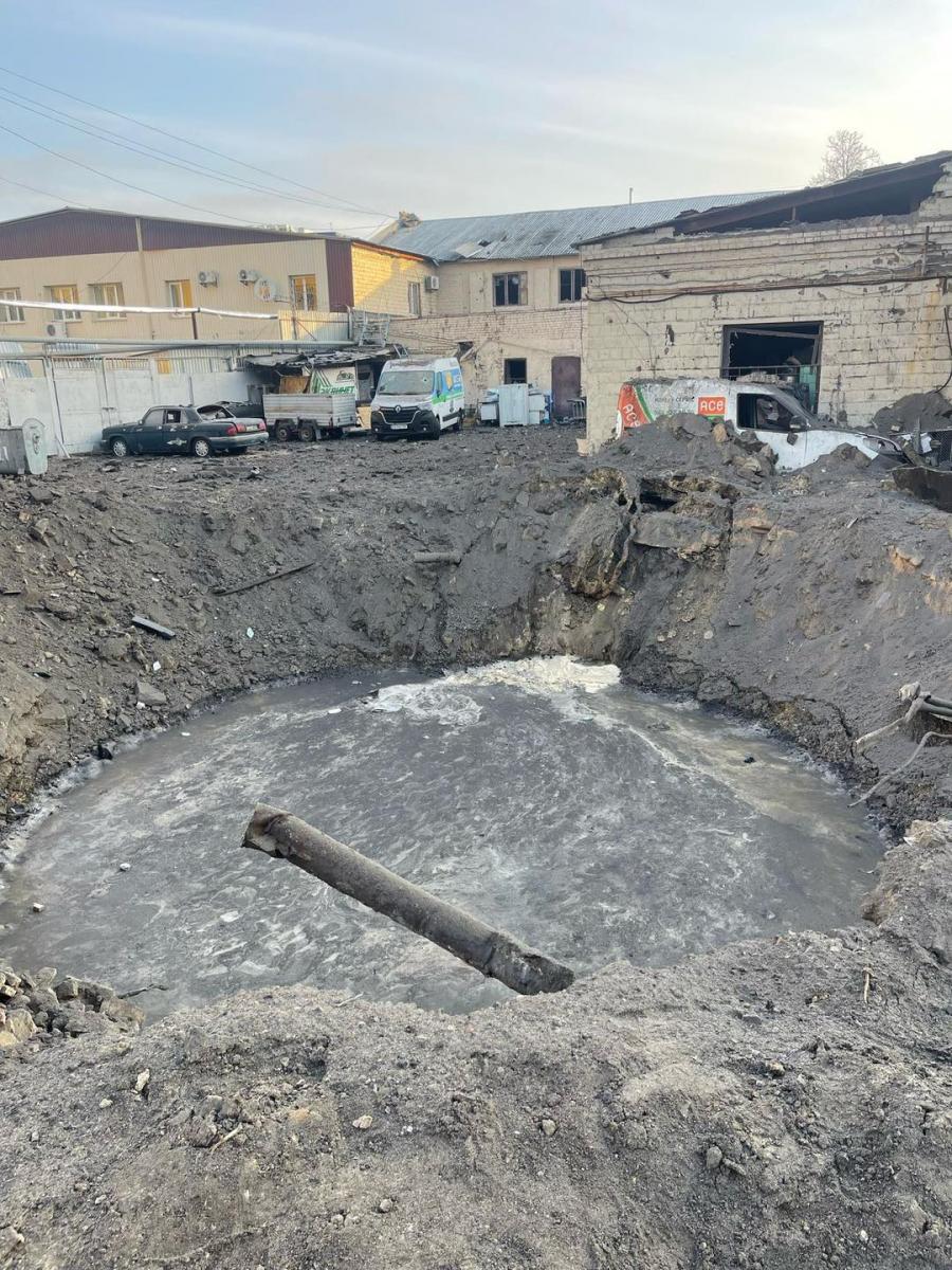 У Києві через ракетну атаку постраждали офіси каналів У Києві через ракетну атаку постраждали офіси каналів