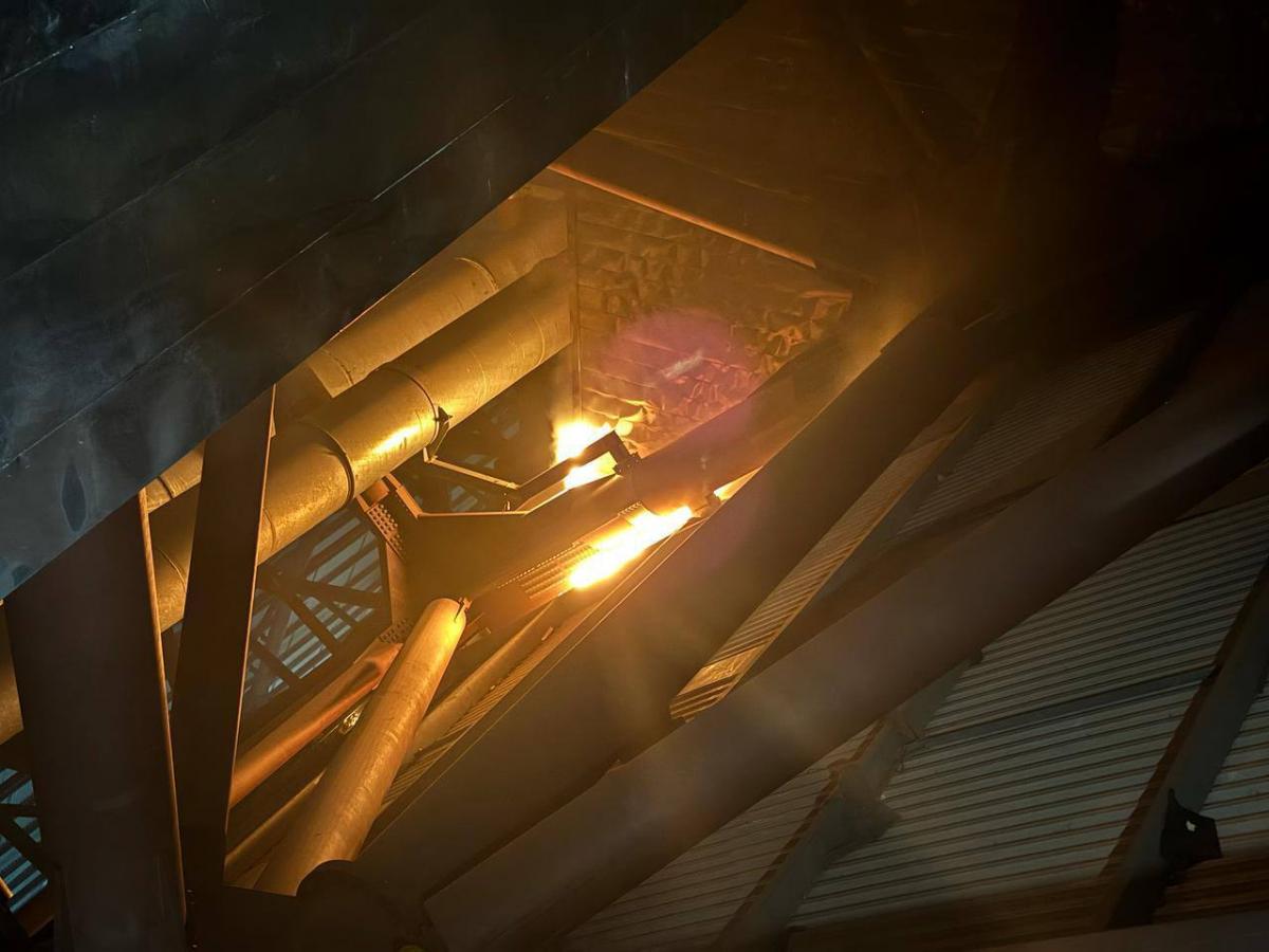 Наслідки влучання дрона окупантів в Чорнобильську АЕС Наслідки влучання дрона окупантів в Чорнобильську АЕС